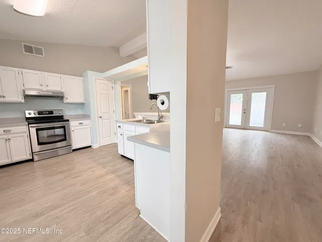 $2,150 | 3663 Carol Ann Lane, Jacksonville, FL 32223