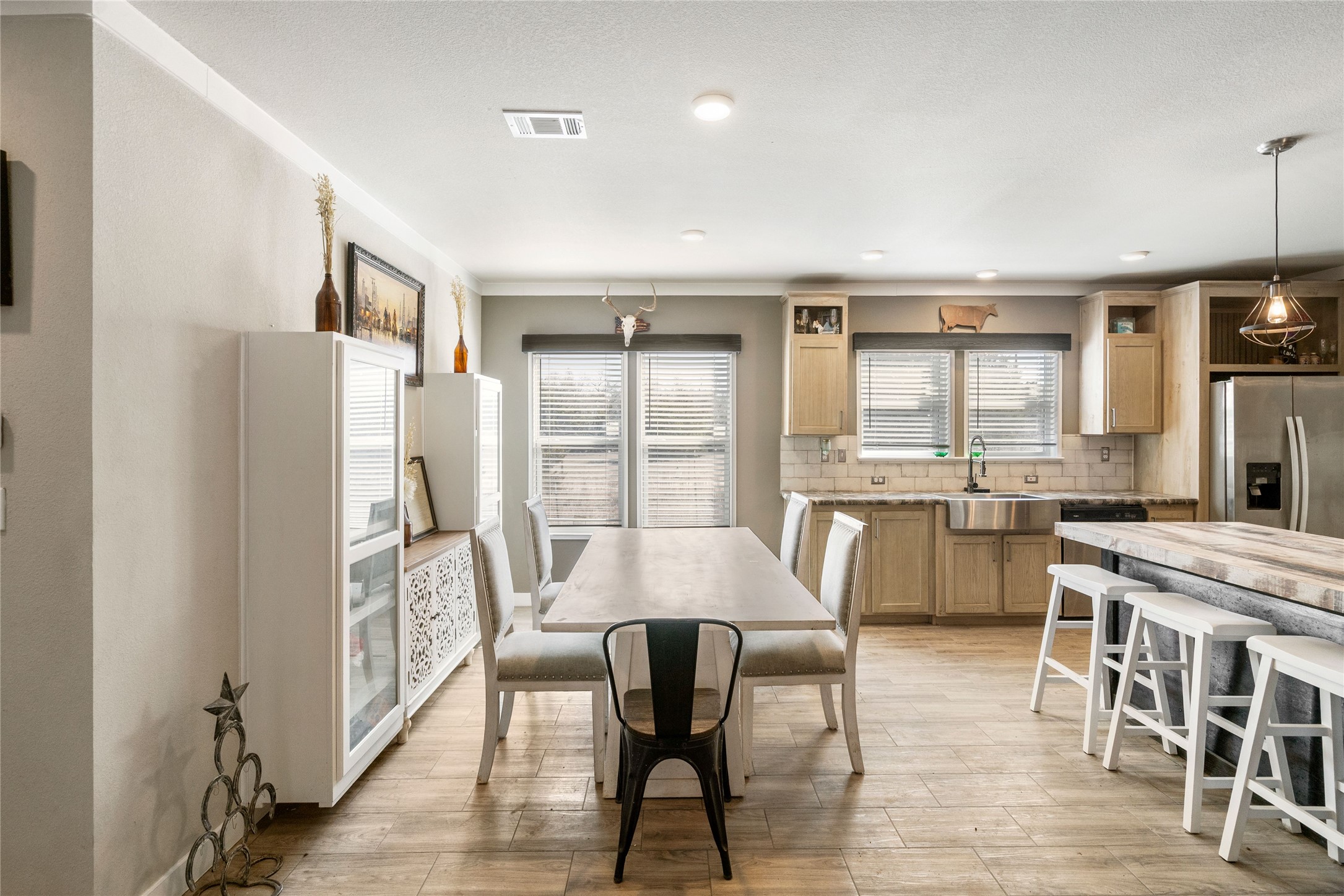 2175 County Road 153 Georgetown, TX 78626 - Photo 8 of 26