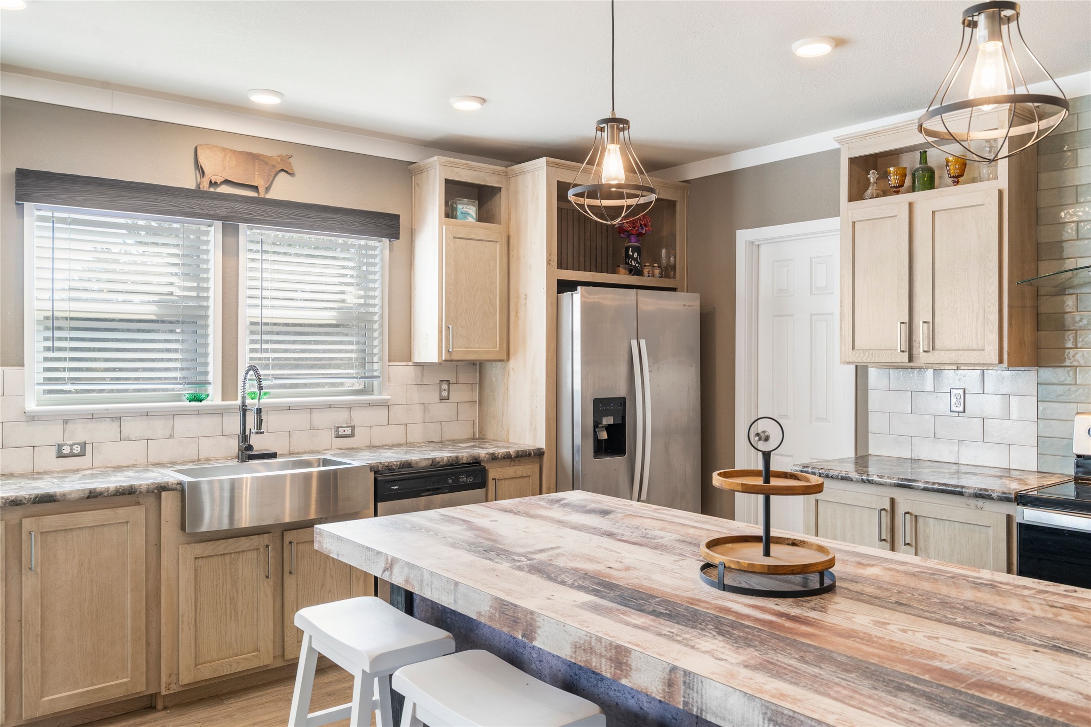 2175 County Road 153 Georgetown, TX 78626 - Photo 9 of 26
