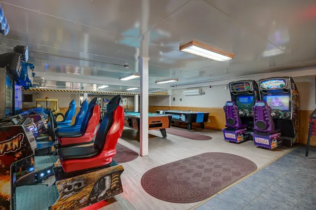 $259,000 | 2 River Run Drive, Unit E/F, Bartlett, NH 03812