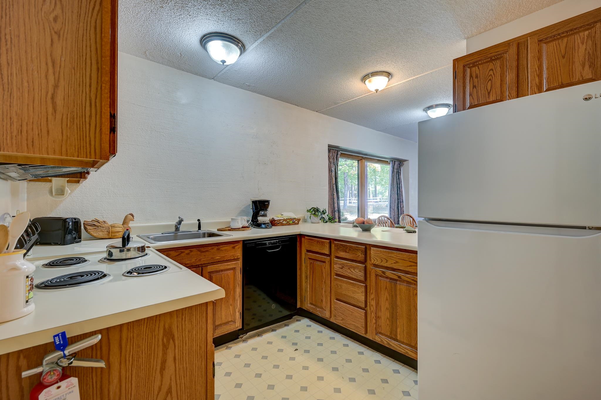 2 River Run Drive, Unit E/F Bartlett, NH 03812 - Photo 6 of 55