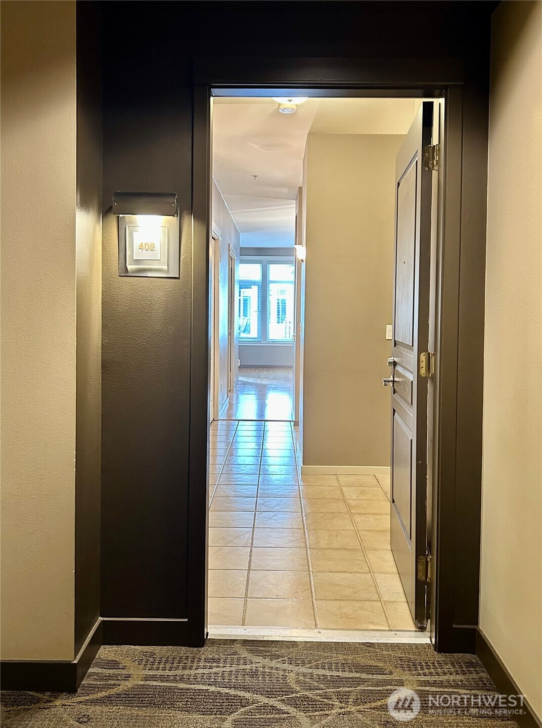 1900 Alaskan Way, Unit 402 Seattle, WA 98101 - Photo 6 of 37