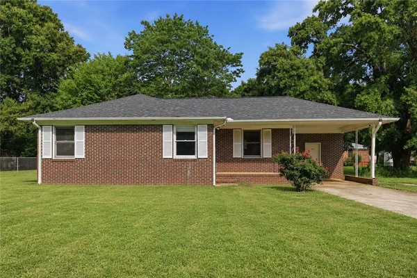 $165,000 | 700 Woodmont Circle, Anderson, SC 29624