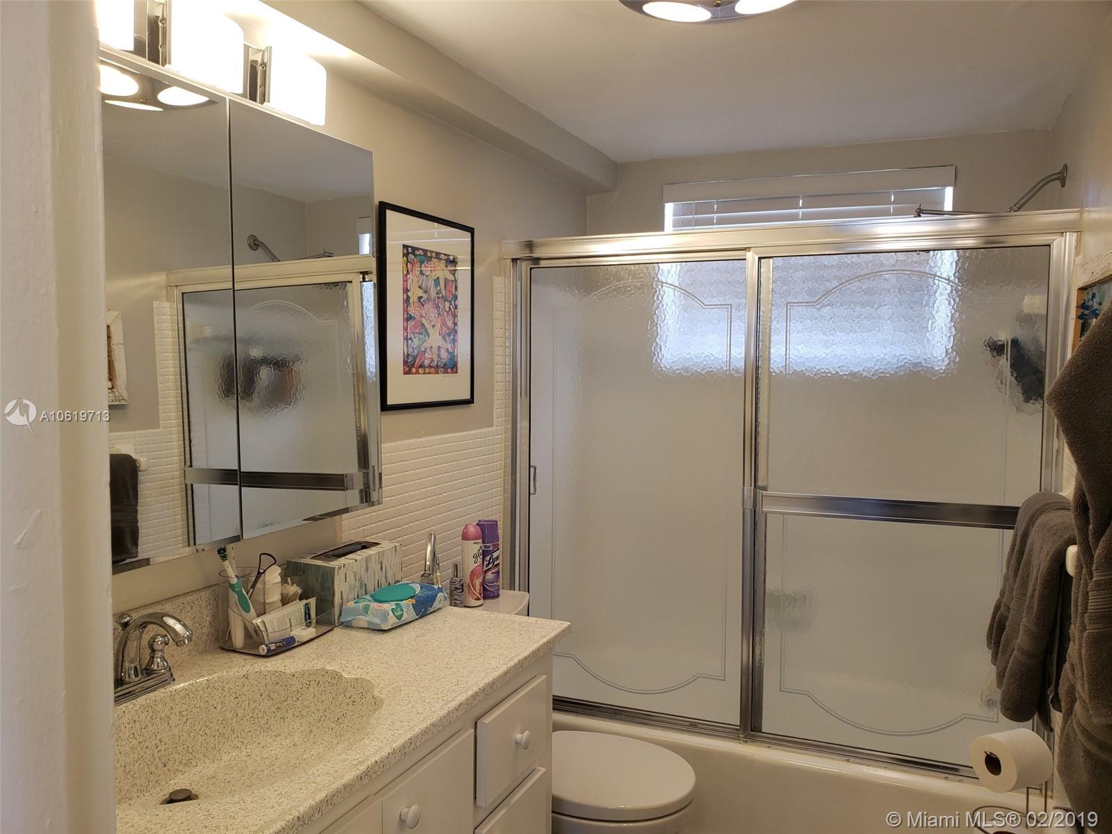 901 South Surf Road, Unit 503 Hollywood, FL 33019 - Photo 8 of 19 Gallery Image 8