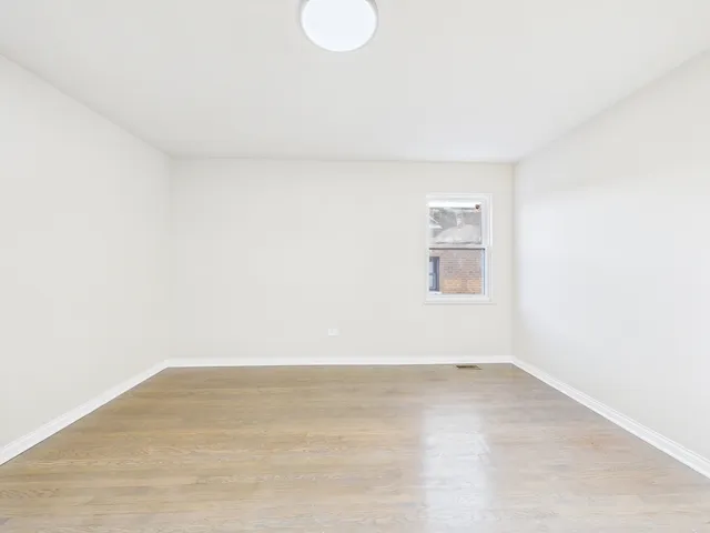 $380,000 | 2719 West 94th Street, Evergreen Park, IL 60805