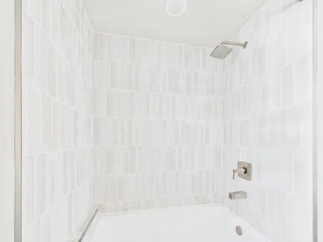 $380,000 | 2719 West 94th Street, Evergreen Park, IL 60805