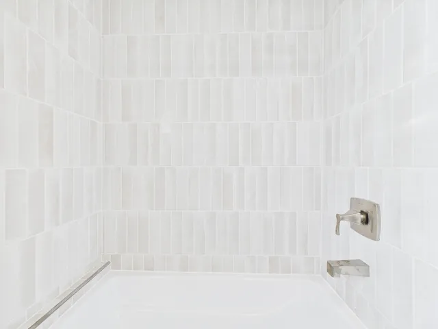 $380,000 | 2719 West 94th Street, Evergreen Park, IL 60805