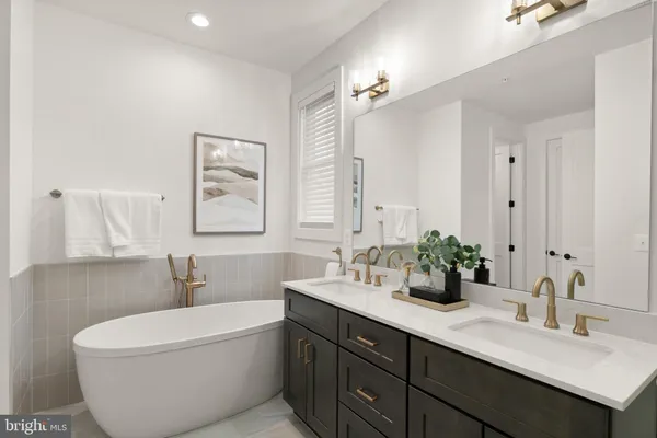 $1,019,900 | 10634 Pocket Place, Fairfax, VA 22030