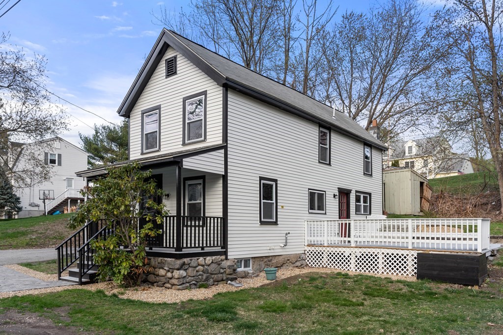 18 Wainwright Avenue Haverhill, MA 01835 - Photo 1 of 14