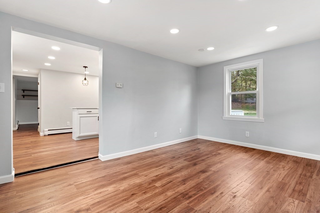 18 Wainwright Avenue Haverhill, MA 01835 - Photo 8 of 14