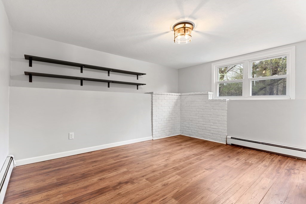 18 Wainwright Avenue Haverhill, MA 01835 - Photo 10 of 14