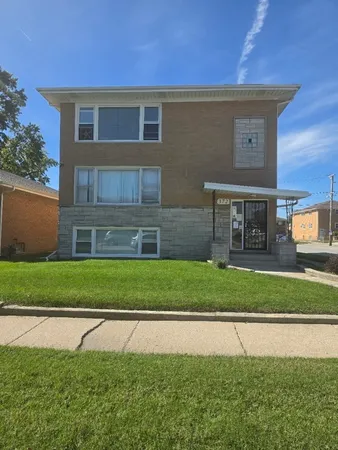 $1,025 | 372 Yates Avenue, Unit 4, Calumet City, IL 60409
