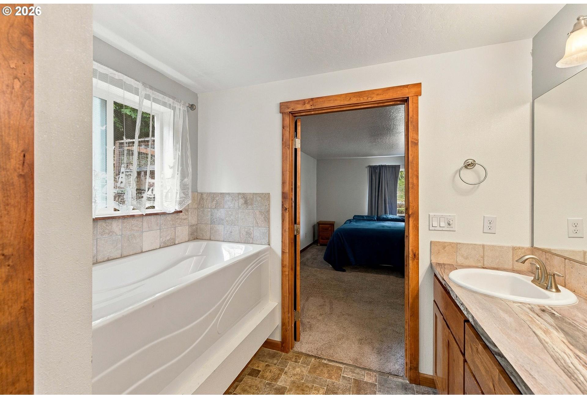 700 Kings Avenue Lakeside, OR 97449 - Photo 26 of 43 Gallery Image 26