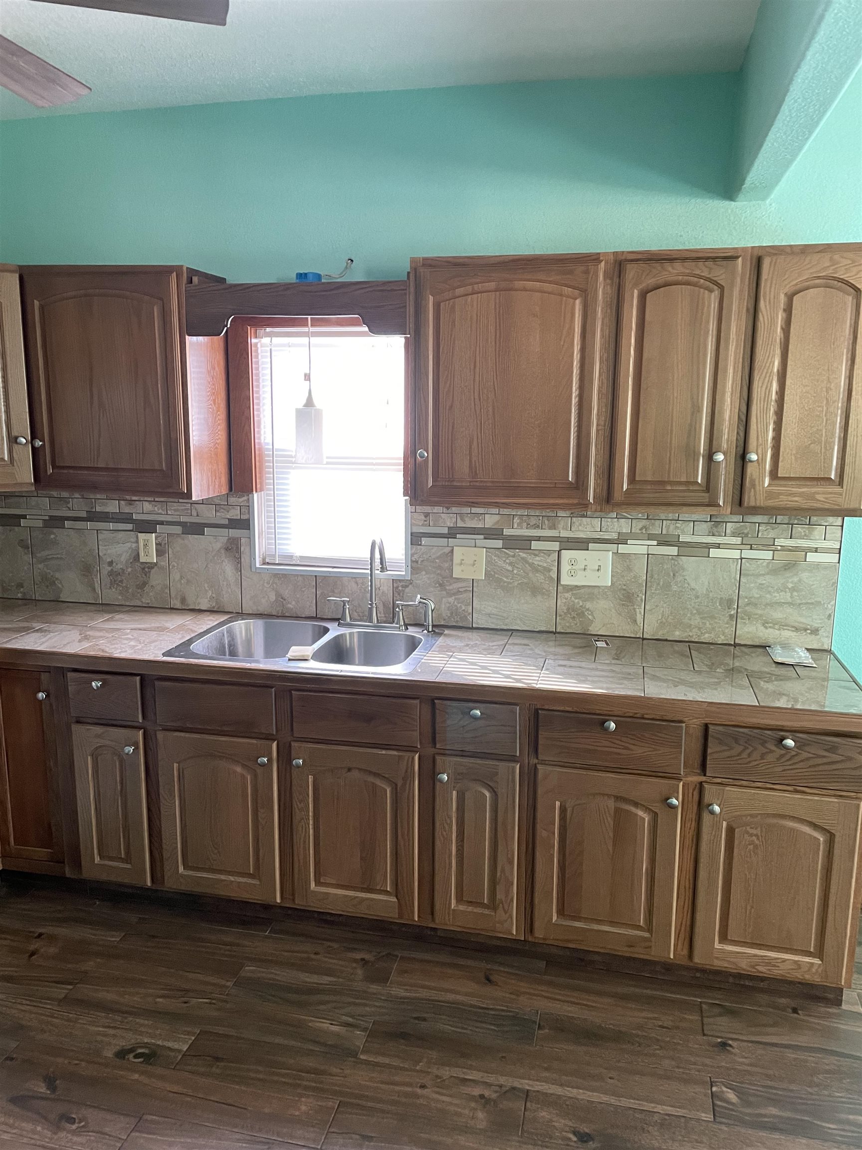 1112 North Sheridan Street Wichita, KS 67203 - Photo 12 of 24