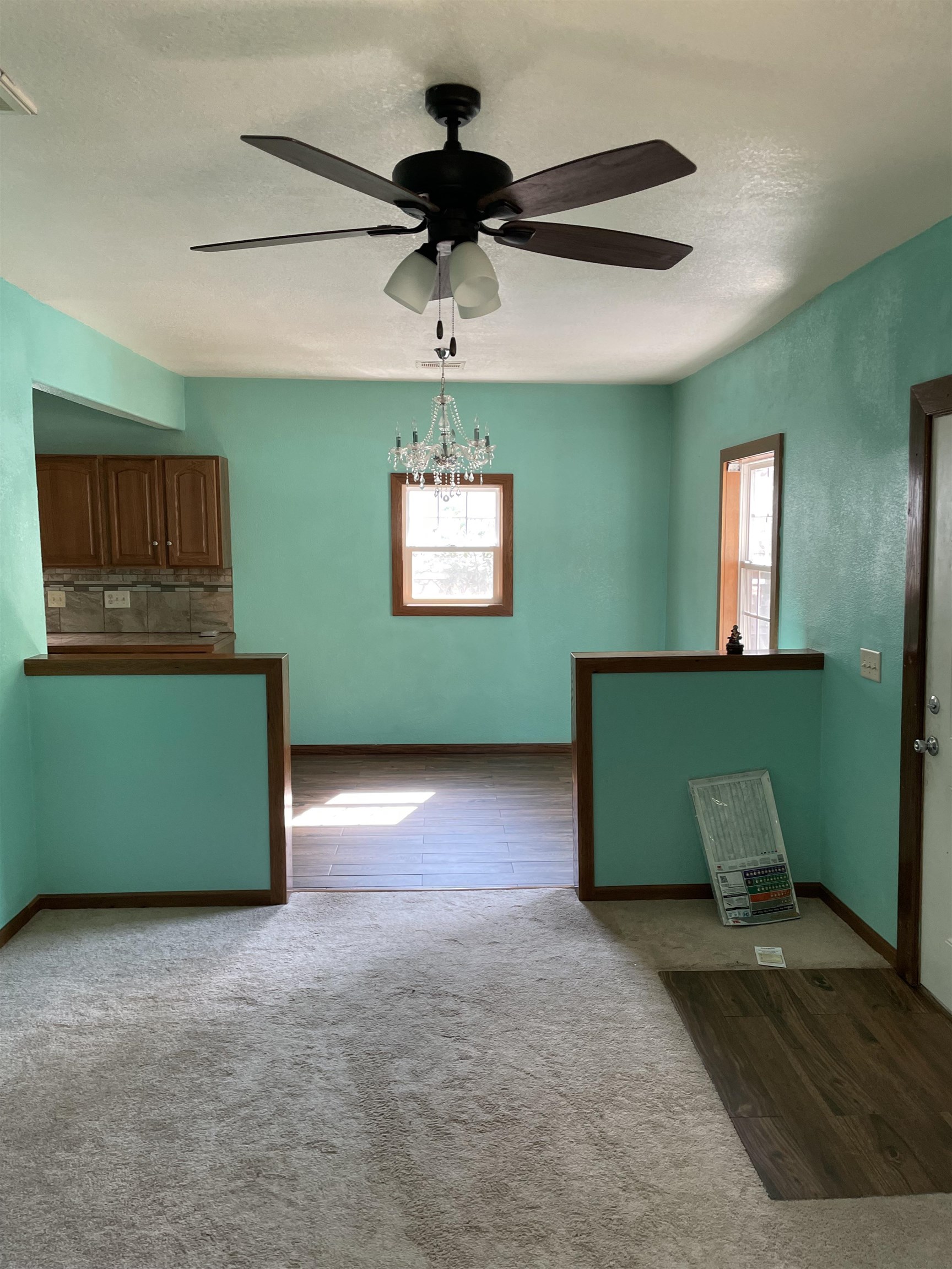 1112 North Sheridan Street Wichita, KS 67203 - Photo 5 of 24