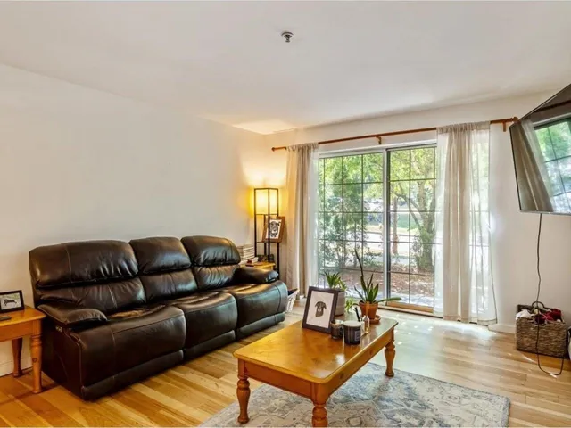 $235,000 | 5 Hildred Drive, Burlington, VT 05401