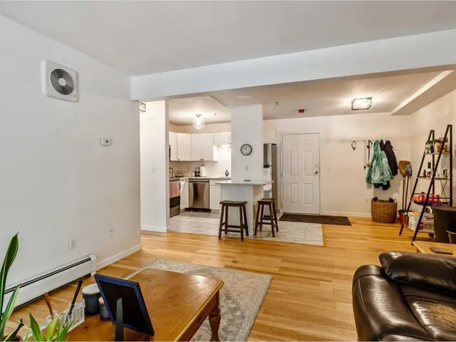 $235,000 | 5 Hildred Drive, Burlington, VT 05401