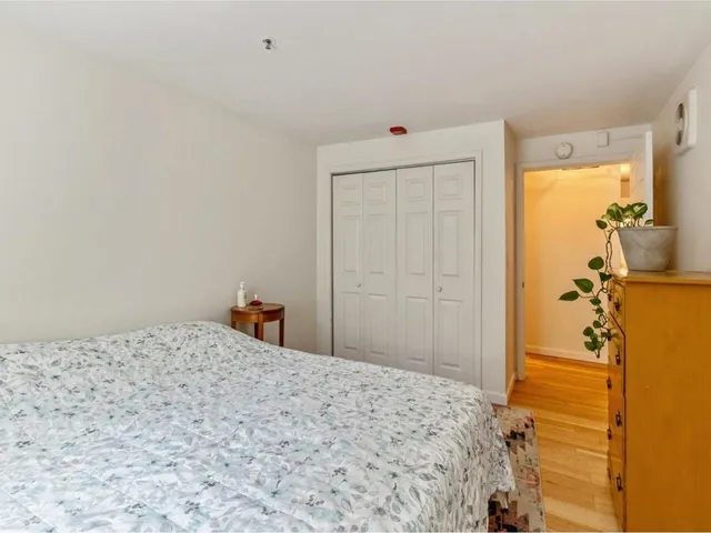 $235,000 | 5 Hildred Drive, Burlington, VT 05401