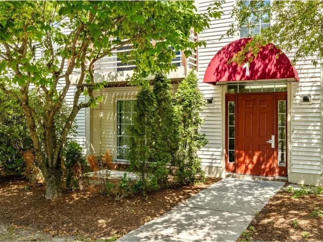 $235,000 | 5 Hildred Drive, Burlington, VT 05401