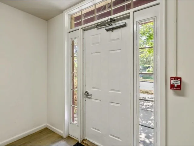 $235,000 | 5 Hildred Drive, Burlington, VT 05401