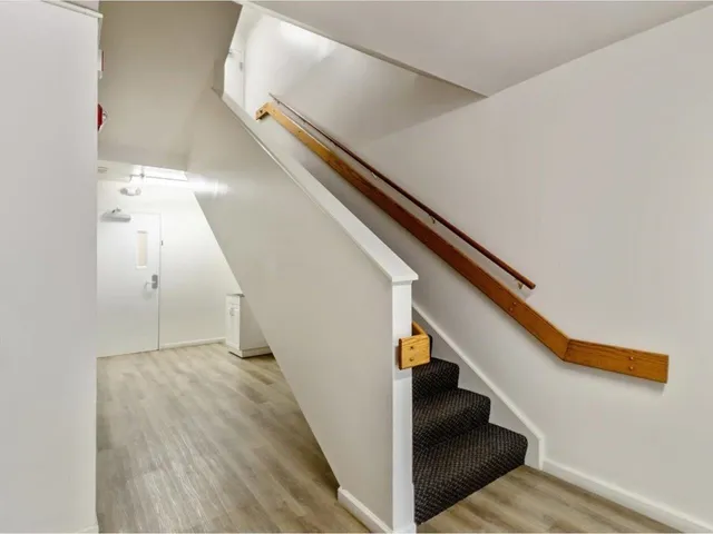 $235,000 | 5 Hildred Drive, Burlington, VT 05401