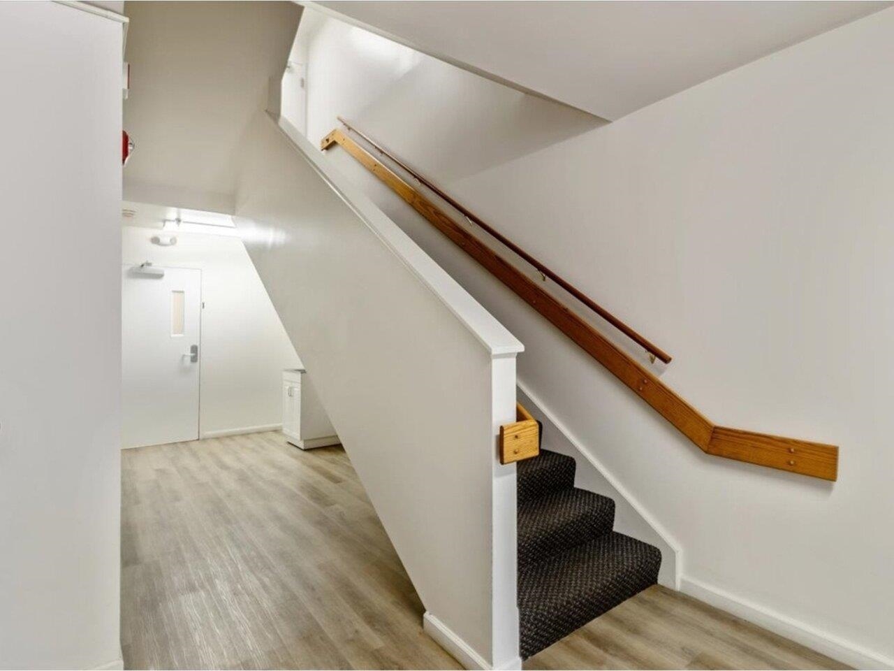 5 Hildred Drive Burlington, VT 05401 - Photo 5 of 23