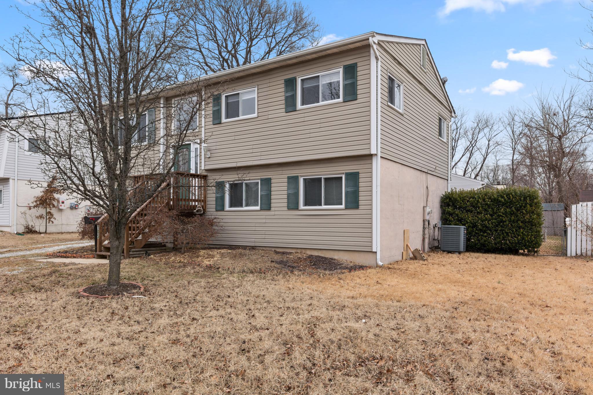 105 Bar Harbor Road Pasadena, MD 21122 - Photo 2 of 30 Exterior (Front)