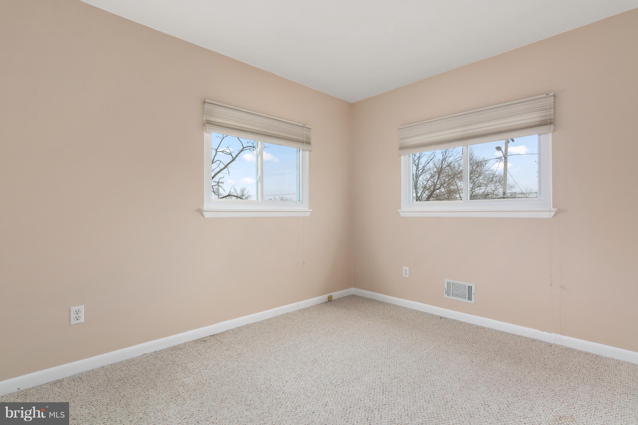 105 Bar Harbor Road Pasadena, MD 21122 - Photo 11 of 30 Bedroom