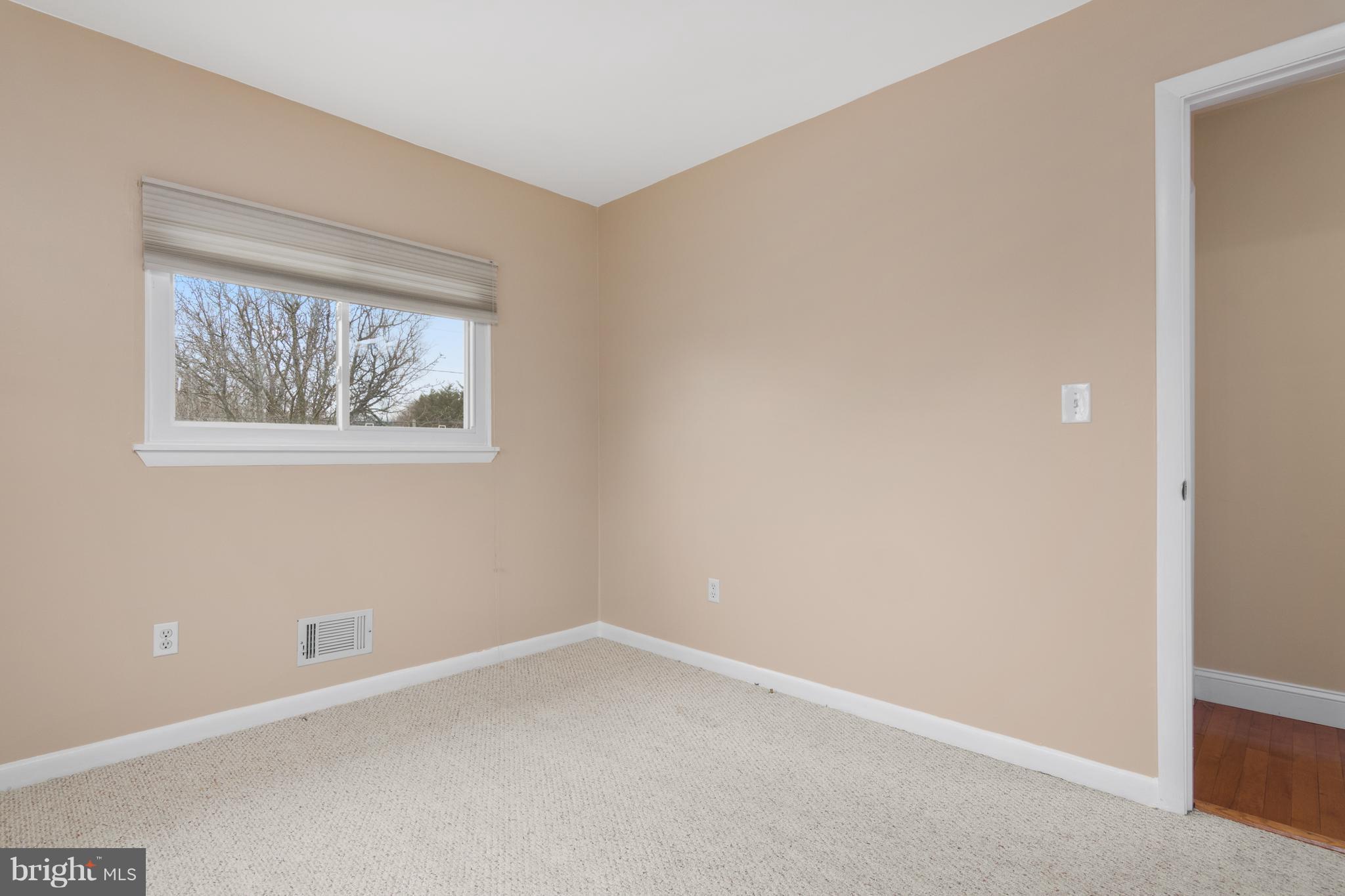 105 Bar Harbor Road Pasadena, MD 21122 - Photo 12 of 30 Bedroom