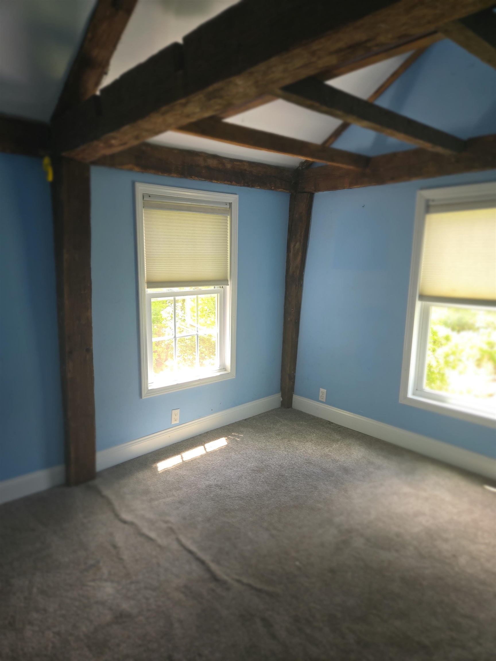 93 Gulf Road Derry, NH 03038 - Photo 13 of 14