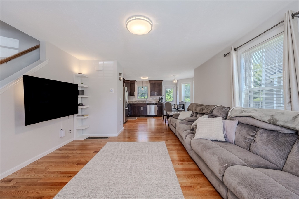 49 Riley Road, Unit 25 Tyngsborough, MA 01879 - Photo 6 of 21