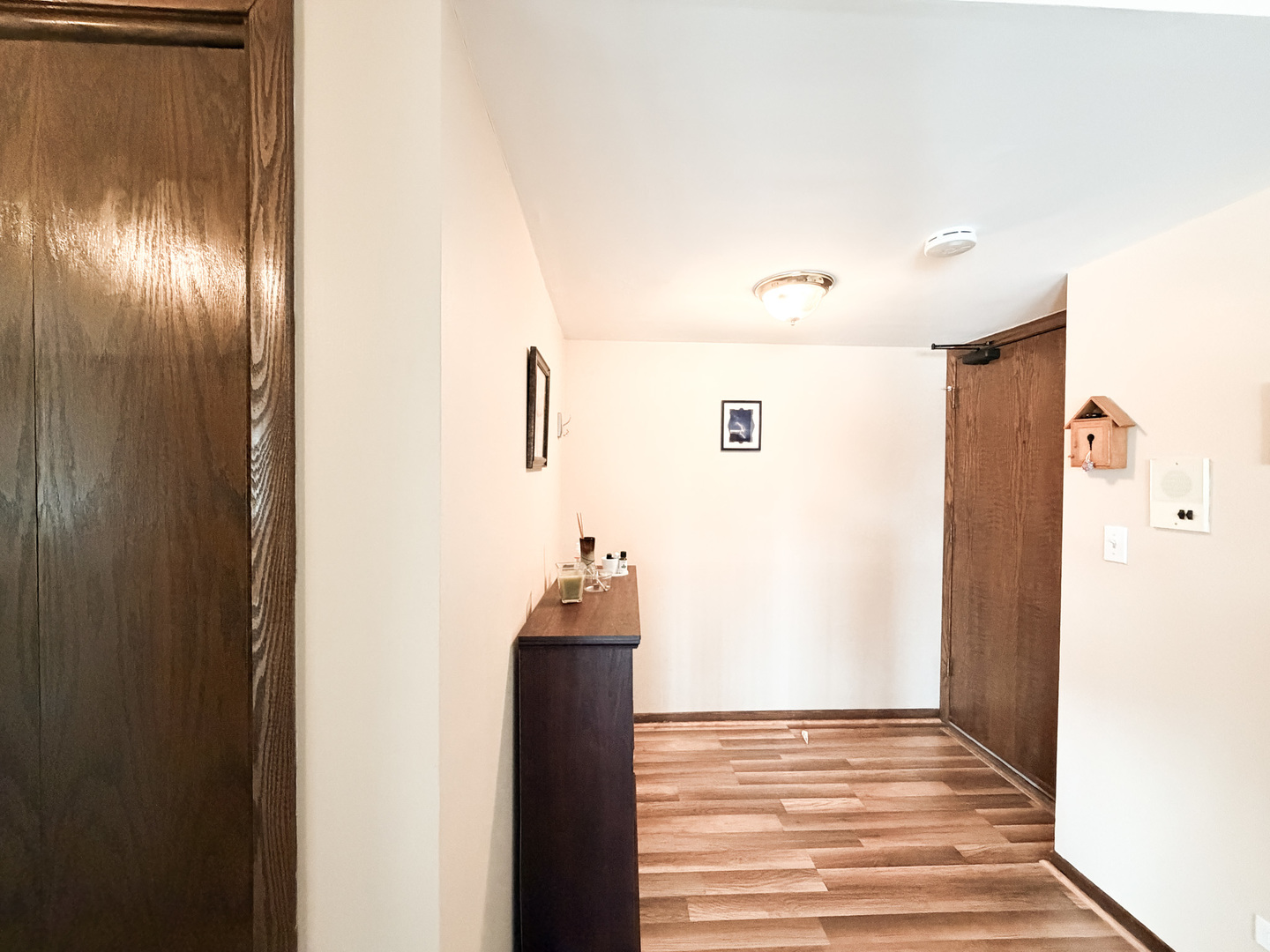 1660 East Thacker Street, Unit 1D Des Plaines, IL 60016 - Photo 3 of 22