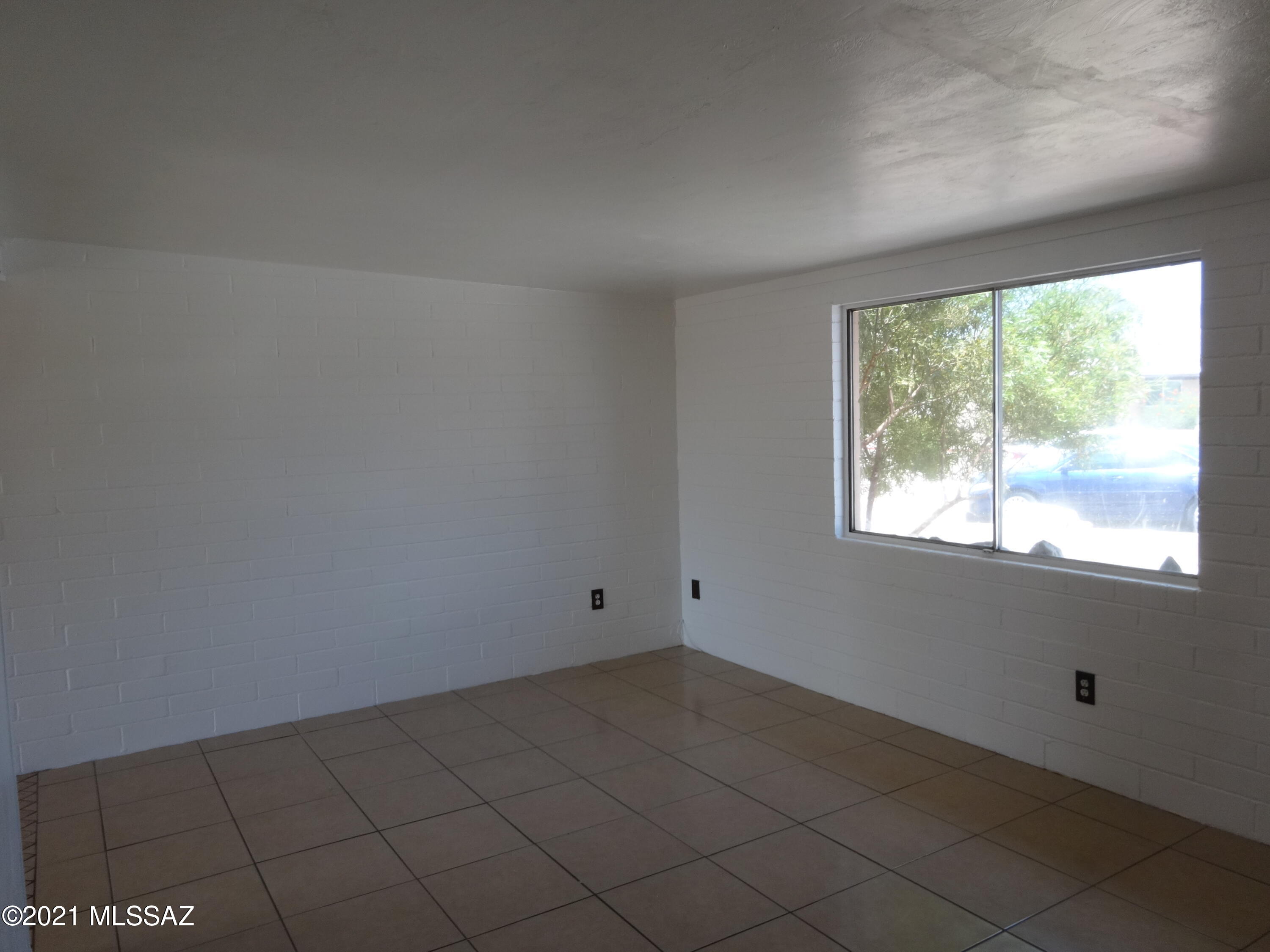 3924 North Pomona Road Tucson, AZ 85705 - Photo 6 of 37 Gallery Image 6
