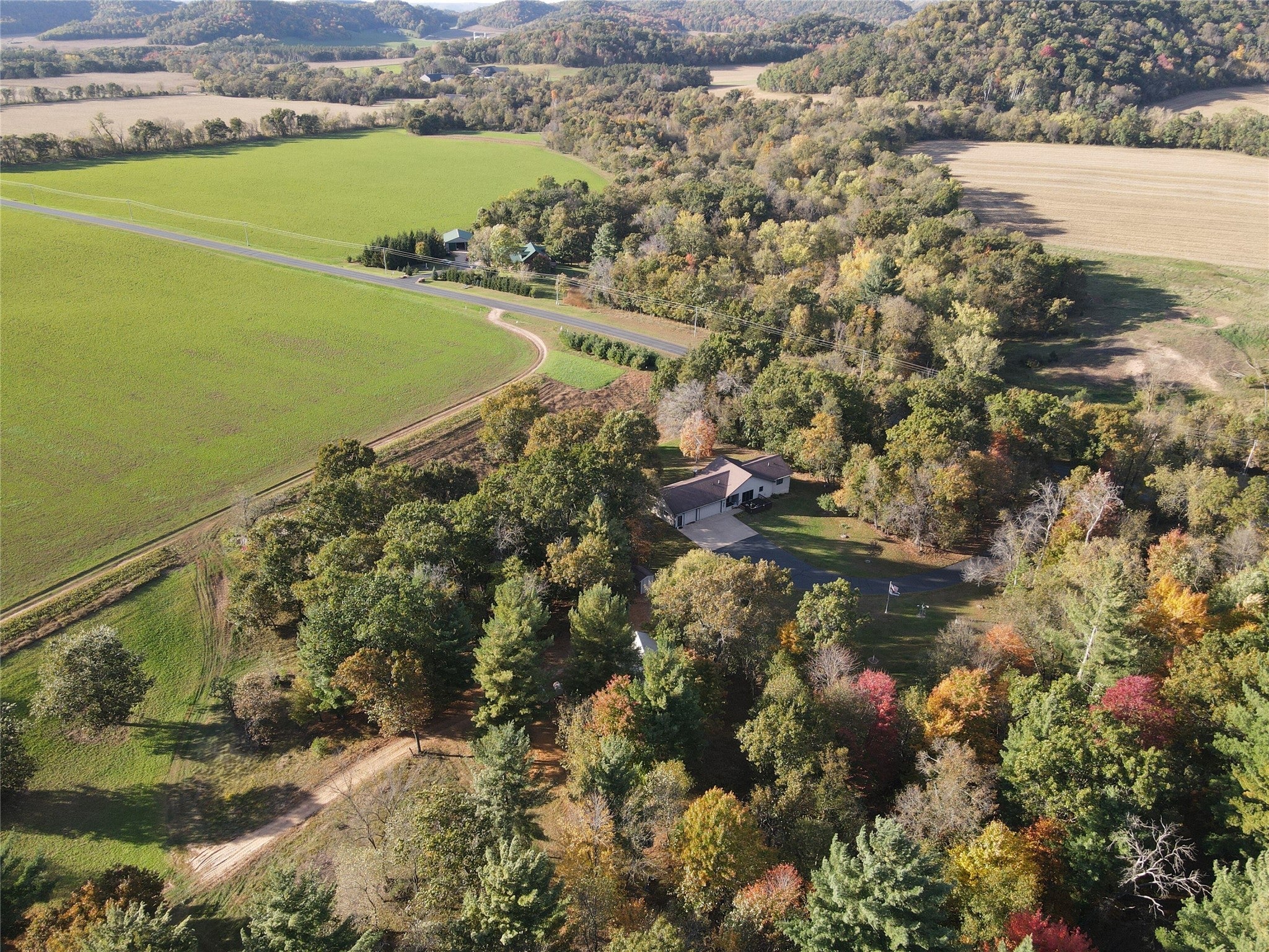 W2089 Spring Creek Road Durand, WI 54736 - Photo 13 of 43 Gallery Image 13