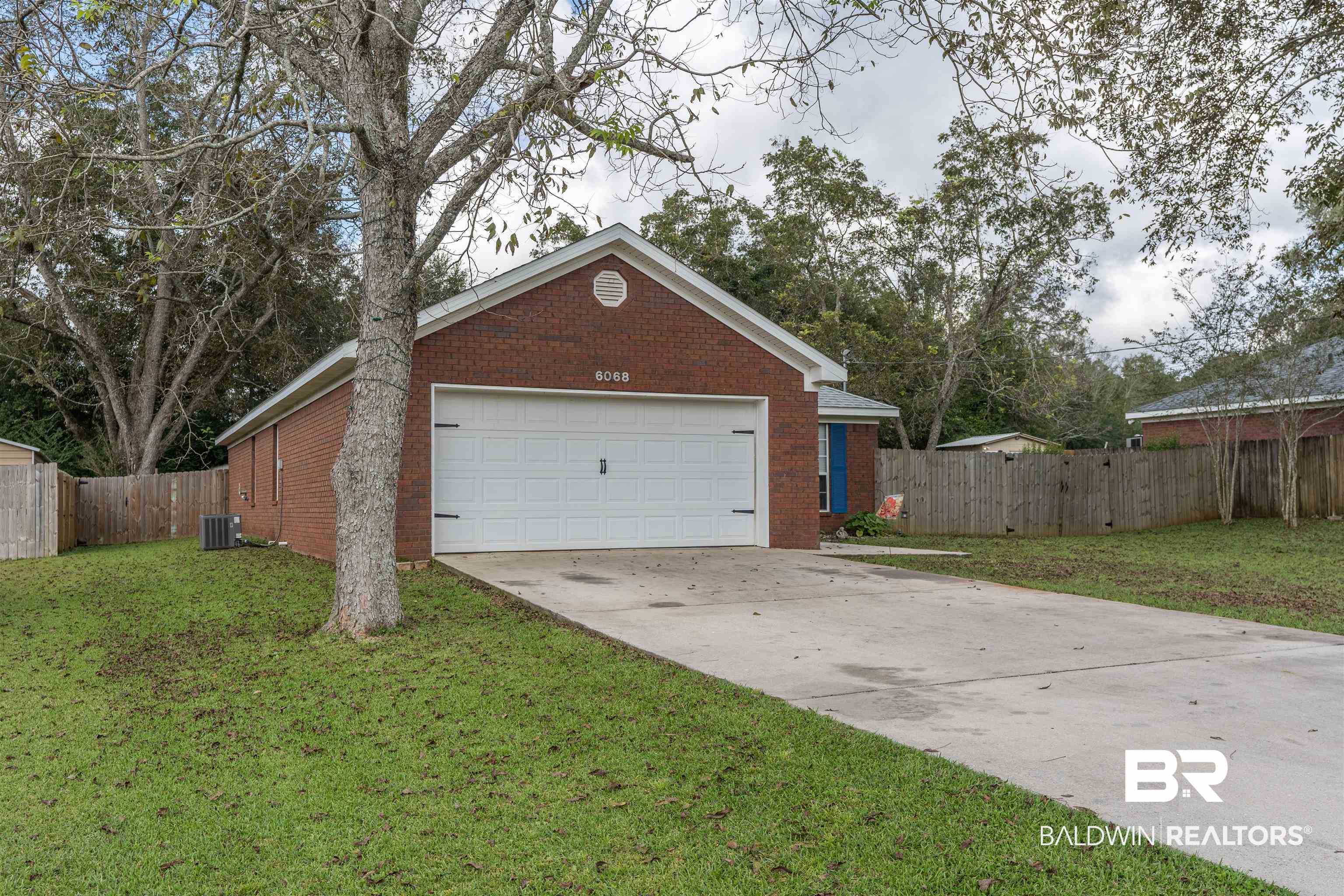 6068 Creel Road Theodore, AL 36582 - Photo 2 of 34