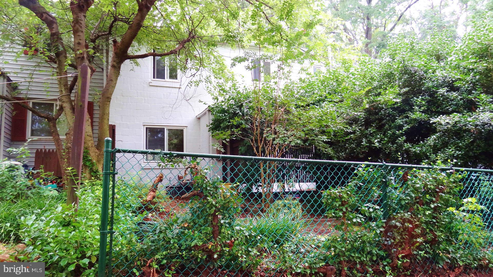 23 Ridge Road, Unit E Greenbelt, MD 20770 - Photo 1 of 5 Front Yard