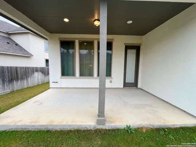 $2,495 | 1180 Cadogan Squire, San Antonio, TX 78260