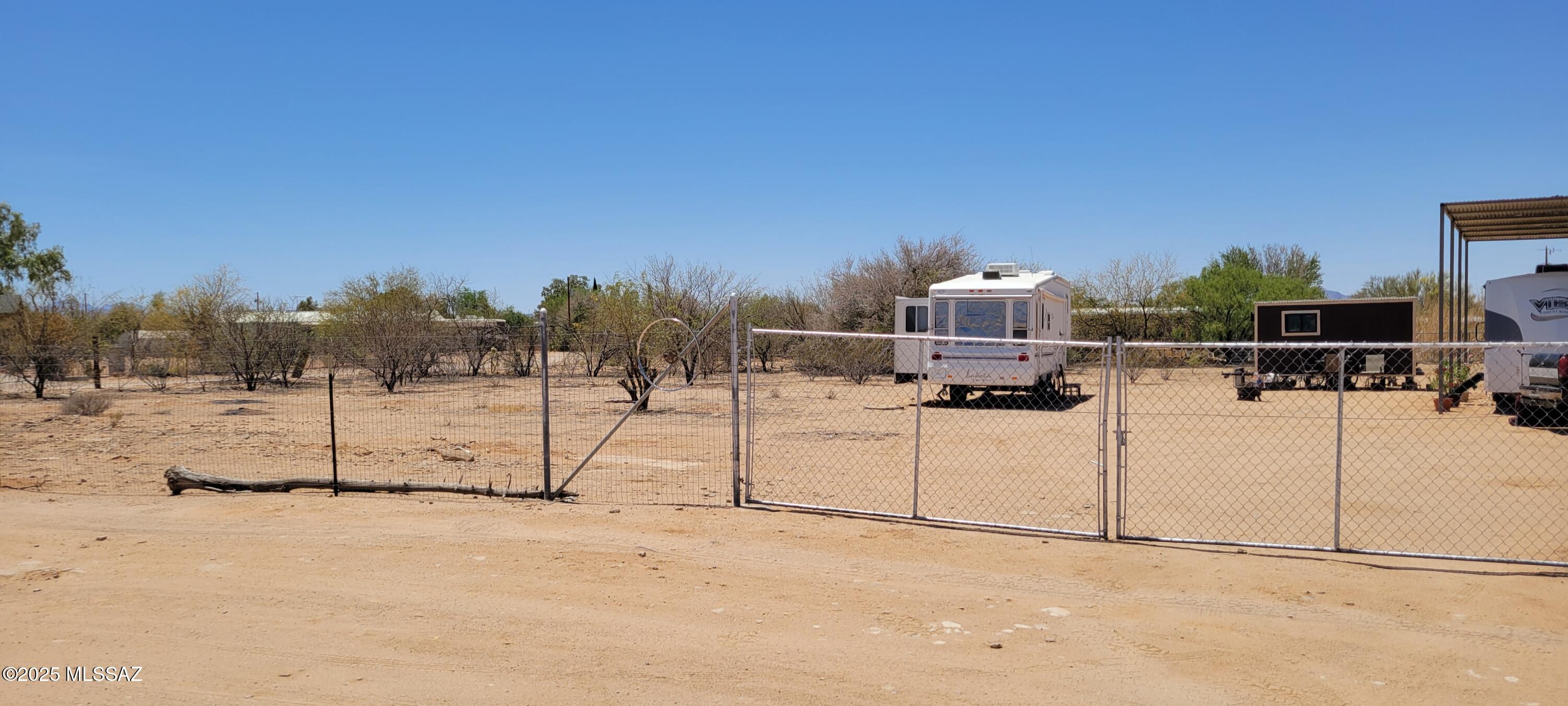 11891 West Ina Road Tucson, AZ 85743 - Photo 13 of 14 20250517_123658