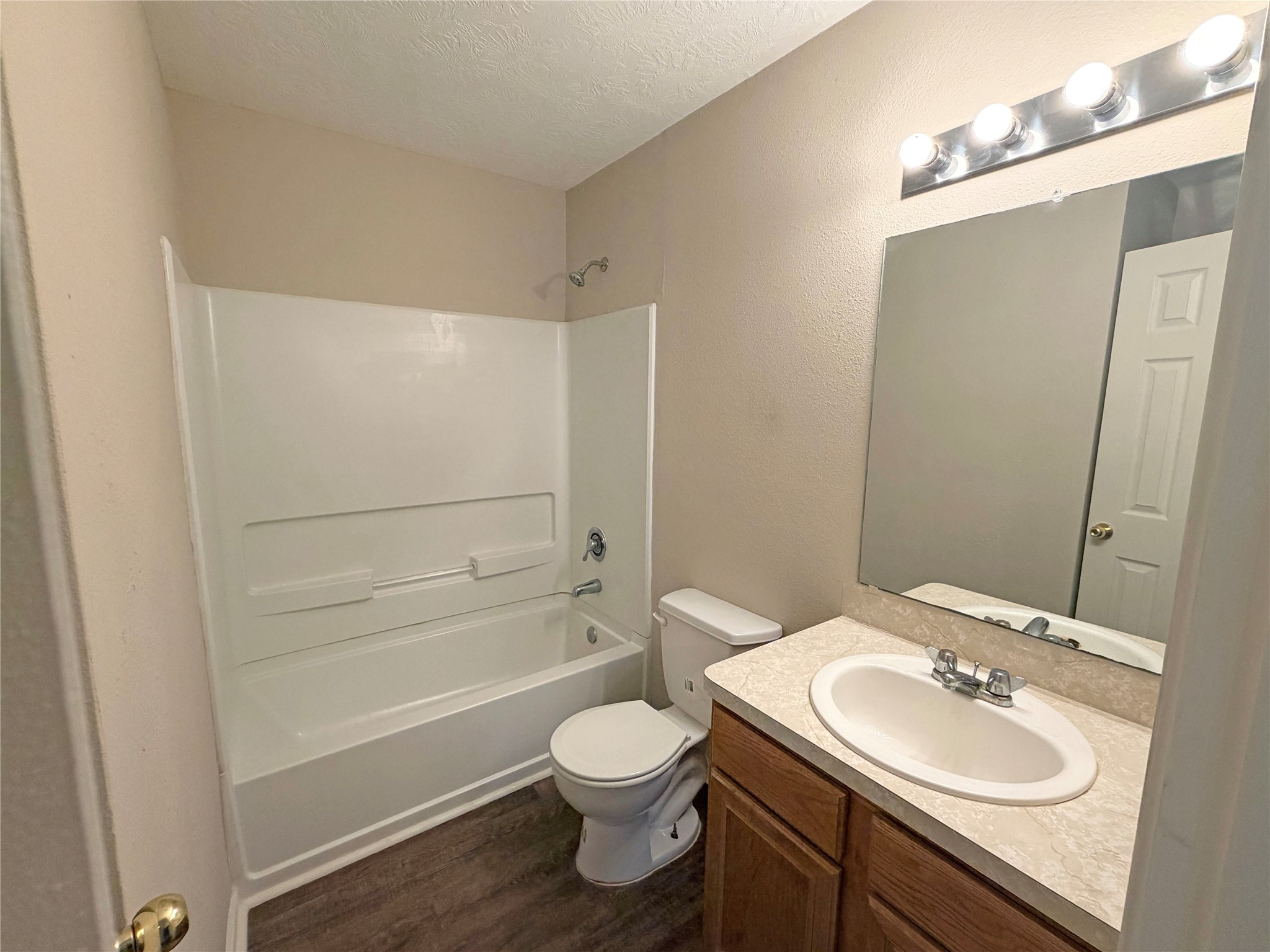 123 Robinson Road Oyster Creek, TX 77541 - Photo 14 of 16