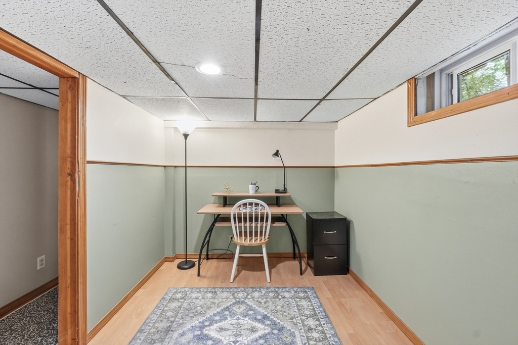 39 North Common Road Westminster, MA 01473 - Photo 29 of 37