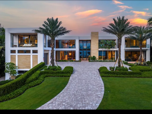 $85,000,000 | 1260 South Ocean Boulevard, Manalapan, FL 33462