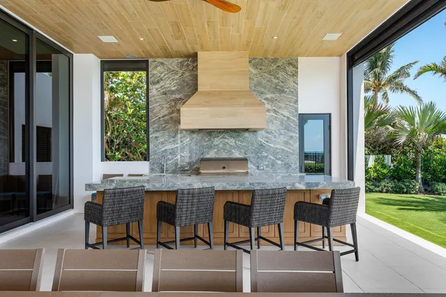 $85,000,000 | 1260 South Ocean Boulevard, Manalapan, FL 33462