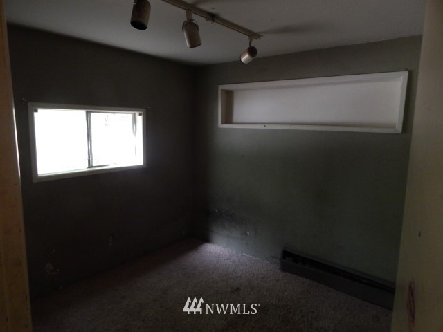 8901 West Lake Cochran Road Monroe, WA 98272 - Photo 13 of 22