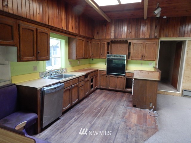 8901 West Lake Cochran Road Monroe, WA 98272 - Photo 9 of 22