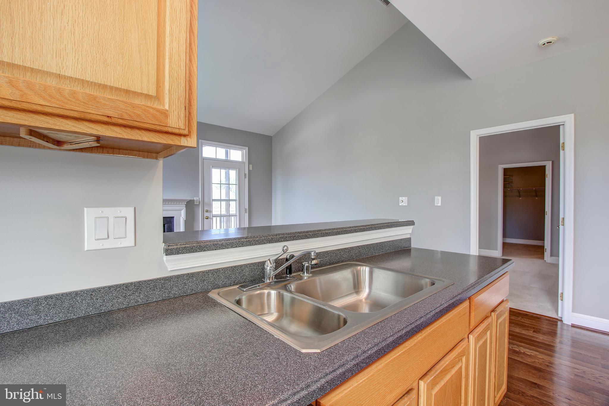 13620 Ryton Ridge Lane Gainesville, VA 20155 - Photo 14 of 34 Kitchen