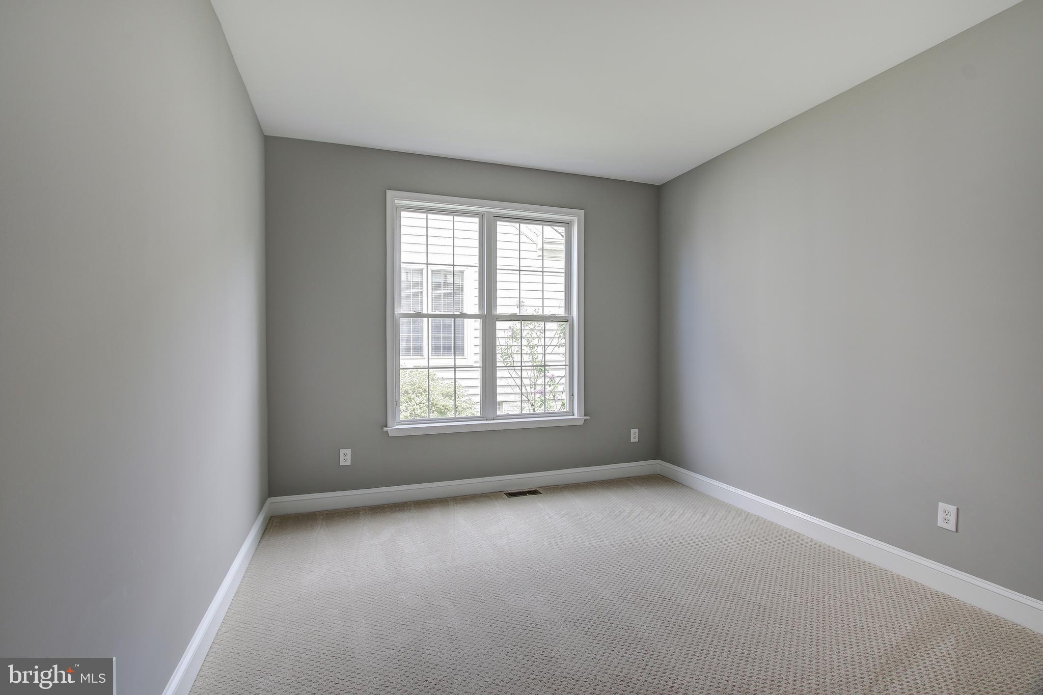 13620 Ryton Ridge Lane Gainesville, VA 20155 - Photo 27 of 34 Bedroom 3