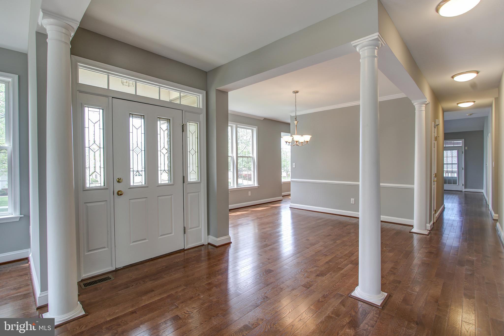 Foyer viewing into Dining Room