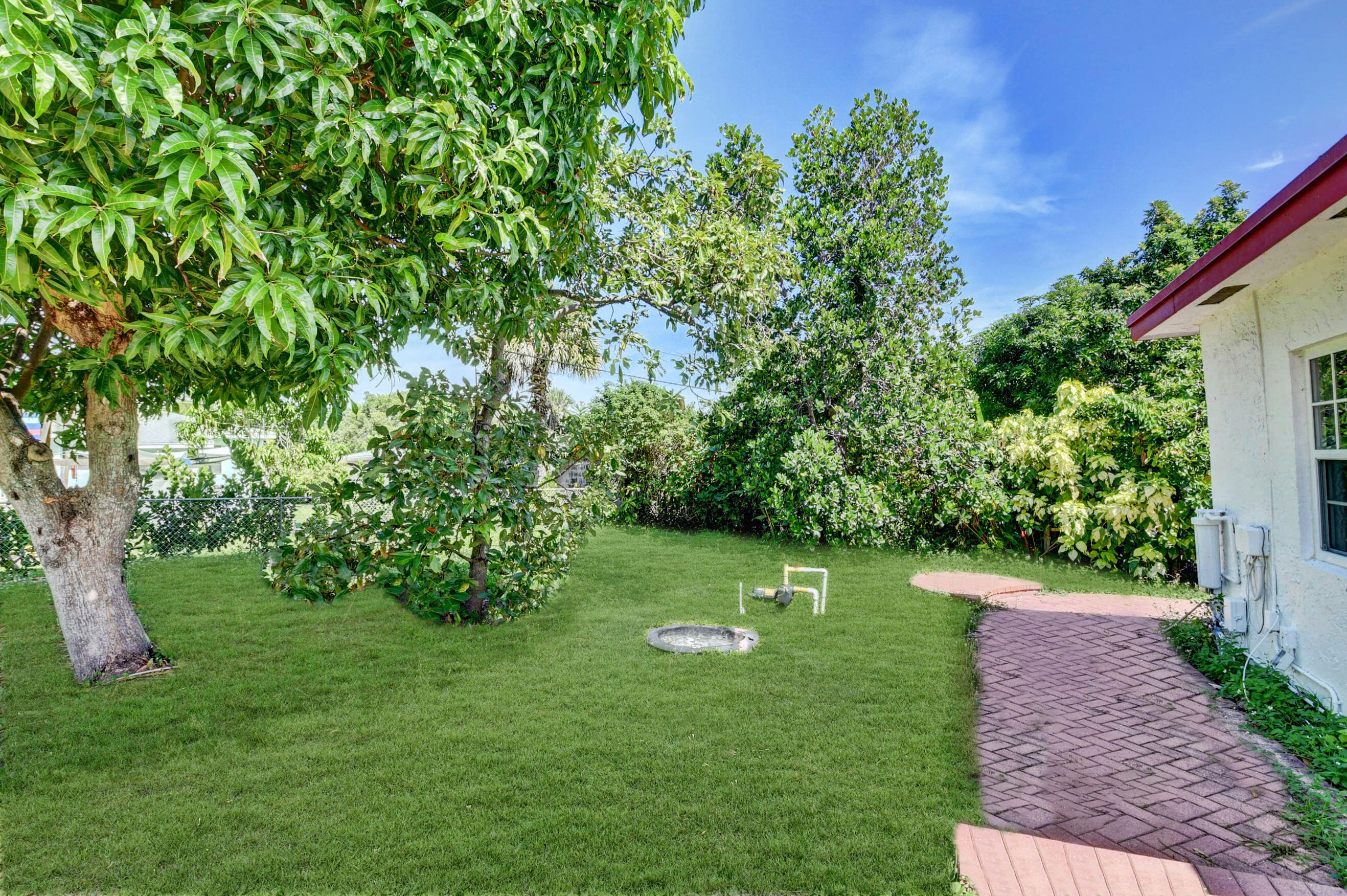 301 Gulfstream Drive Delray Beach, FL 33444 - Photo 28 of 33 45_dsc_1732