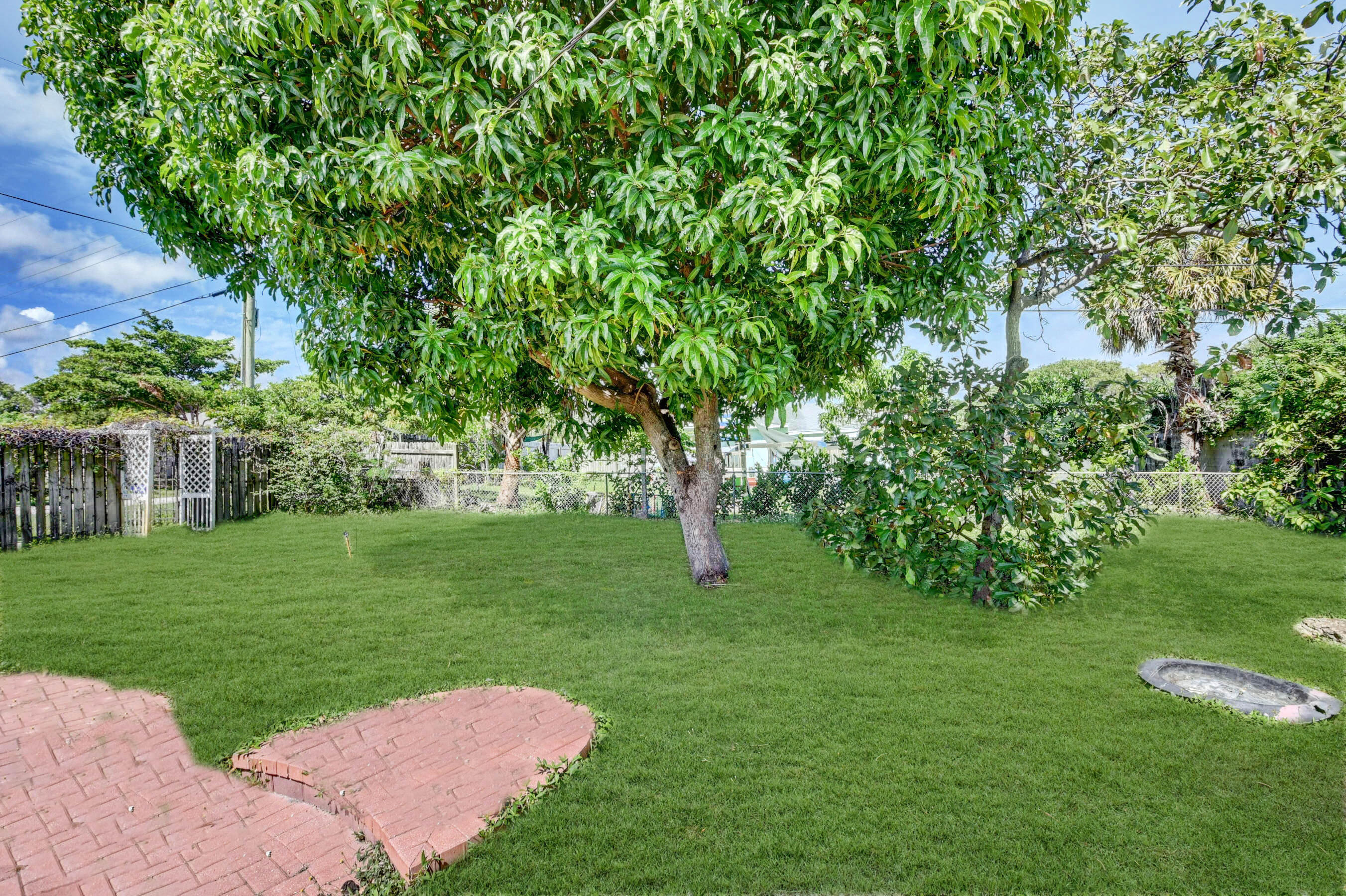 301 Gulfstream Drive Delray Beach, FL 33444 - Photo 30 of 33 42_dsc_1717