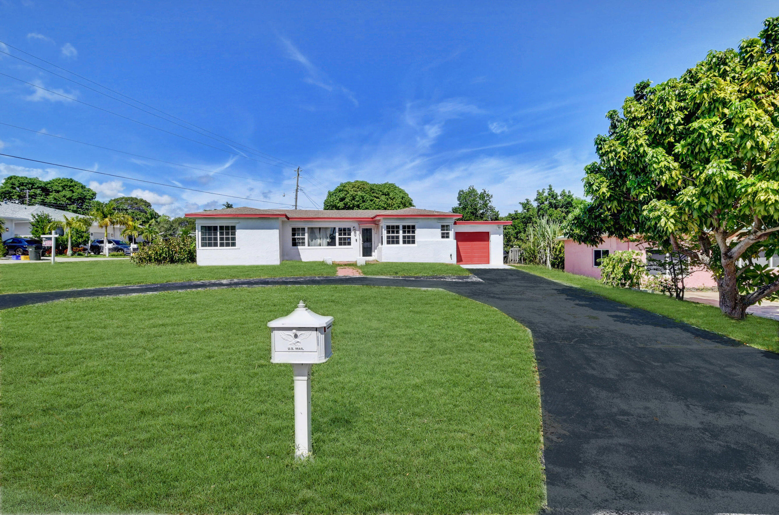 301 Gulfstream Drive Delray Beach, FL 33444 - Photo 31 of 33 front 3